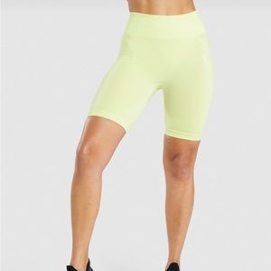 Gymshark Flex Cycling Shorts- small
